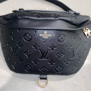Crossbody bag